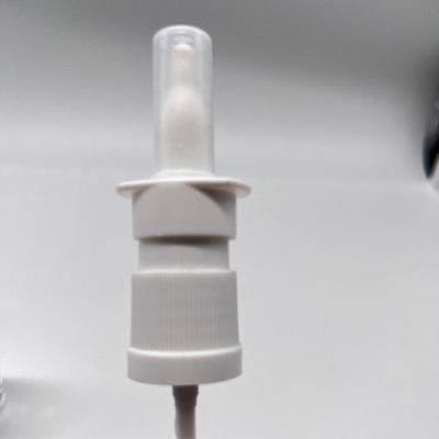 Goede prijs. Aangepaste logo-opdruk neusspraypomp 18/410 18/415 met glanzende zilveren / gouden kraag online